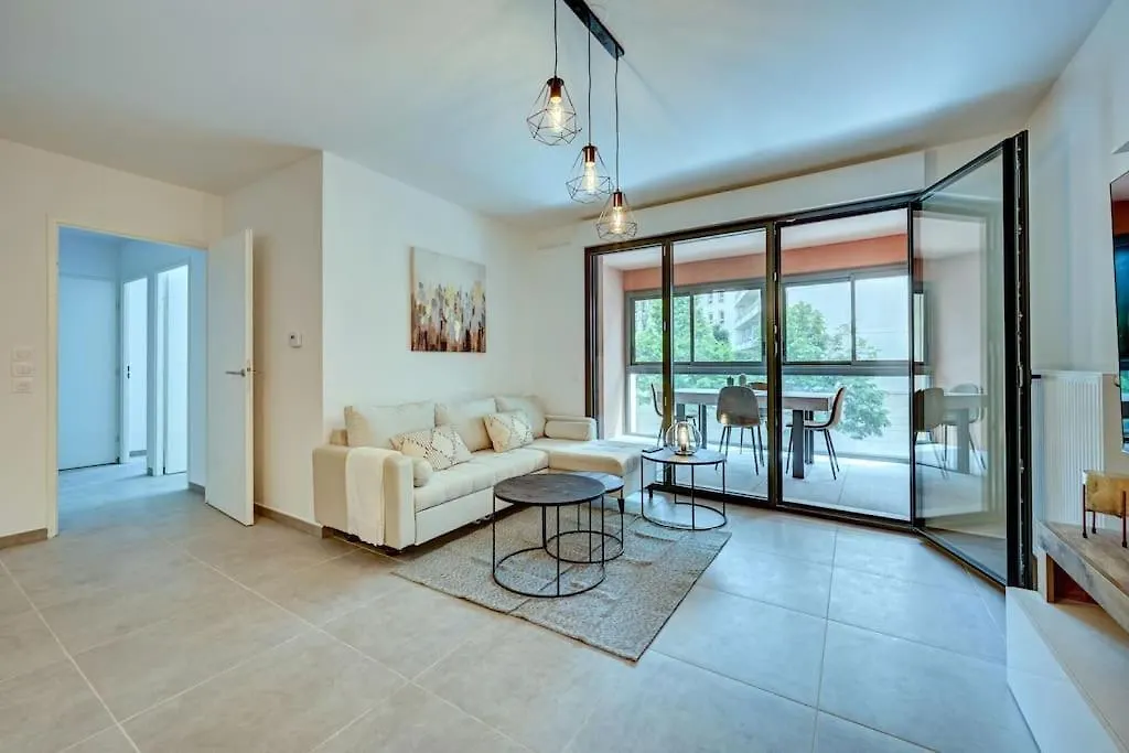 Apartment Sublime Appartement 6 Couchages Avec Parking Aix-en-Provence
